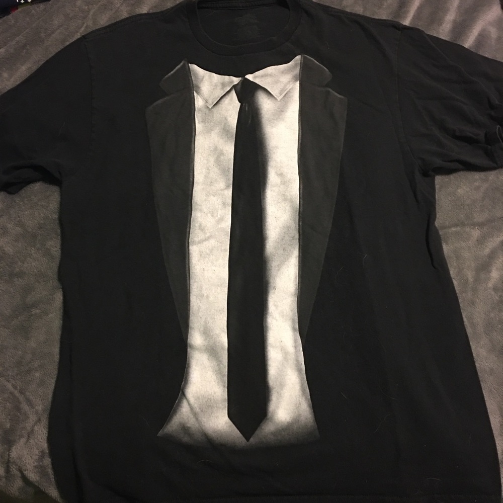Men’s tuxedo shirt